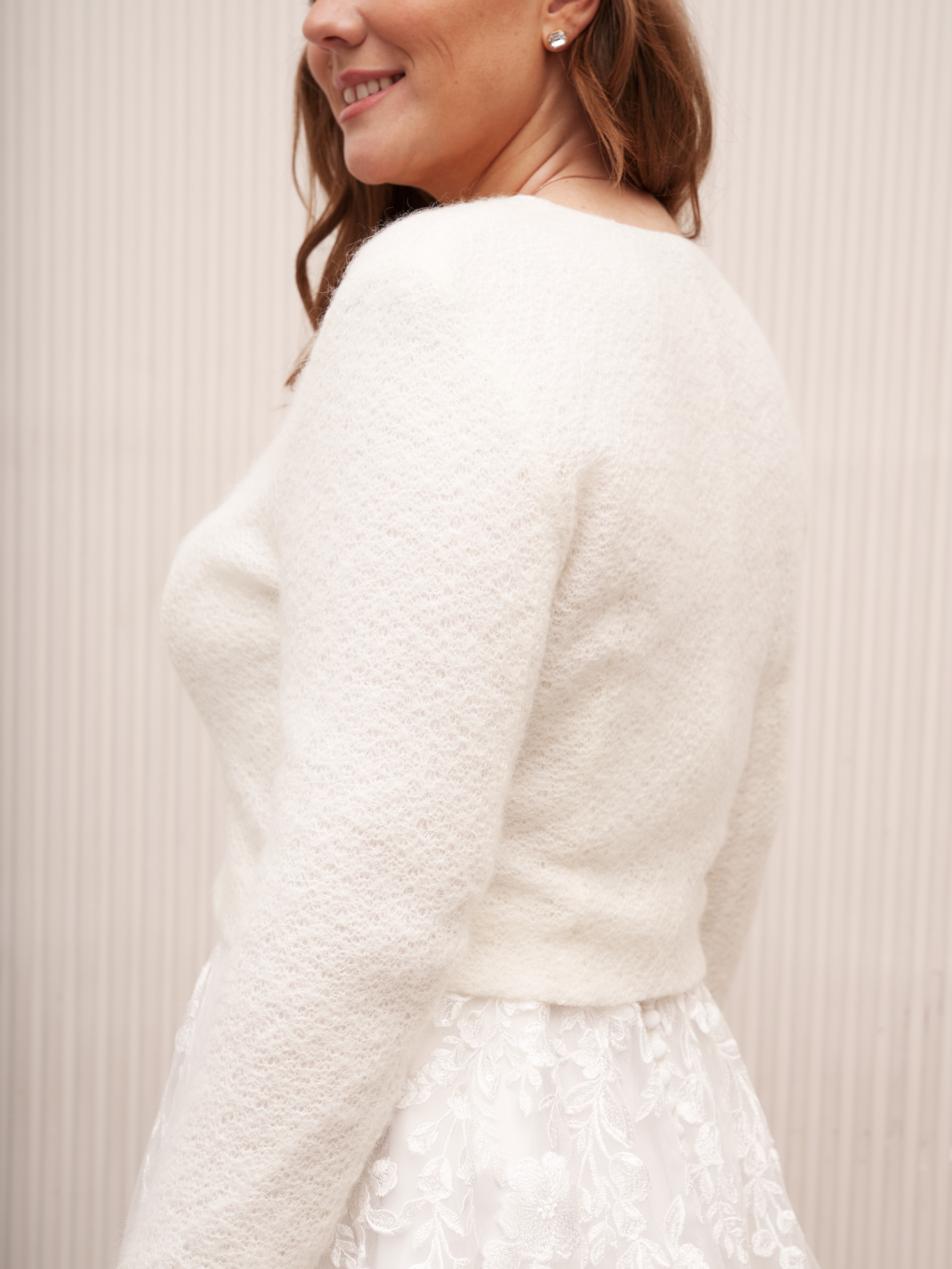 White Bolero Jacket for Wedding. Short Wool Crop Long Sleeves Cardigan.