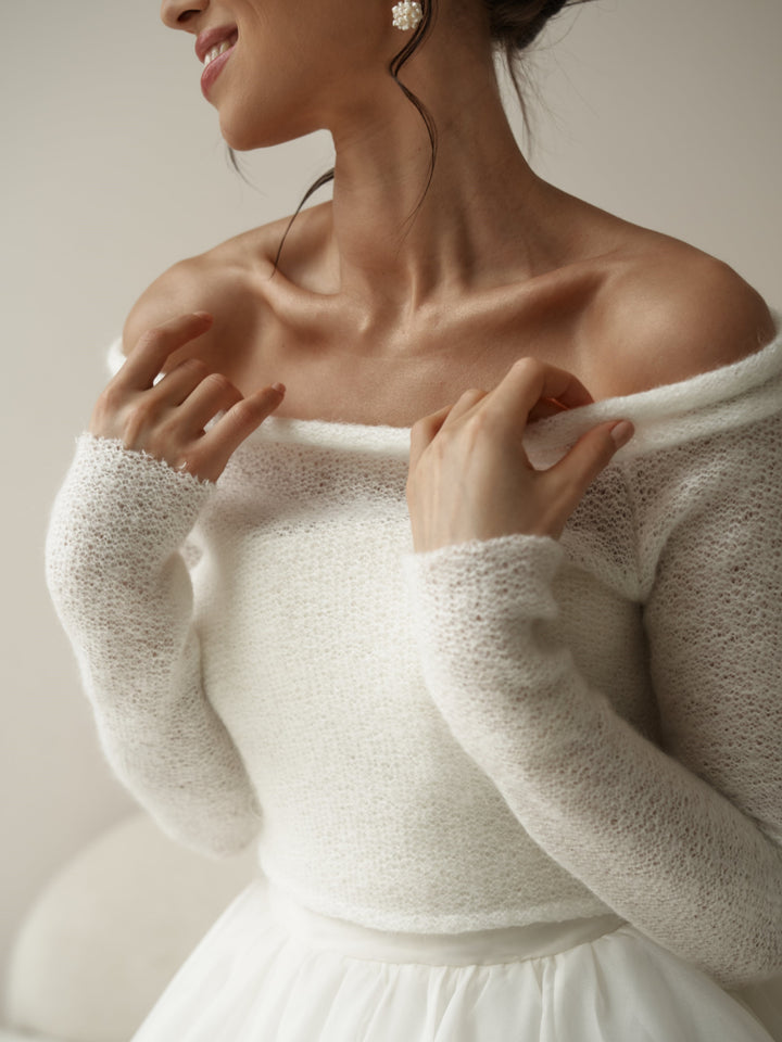 Jersey de novia de punto de lana con espalda abotonada