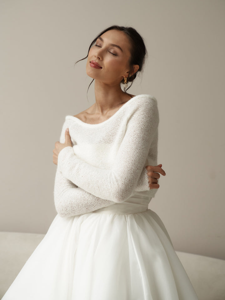 Jersey de novia de punto de lana con espalda abotonada
