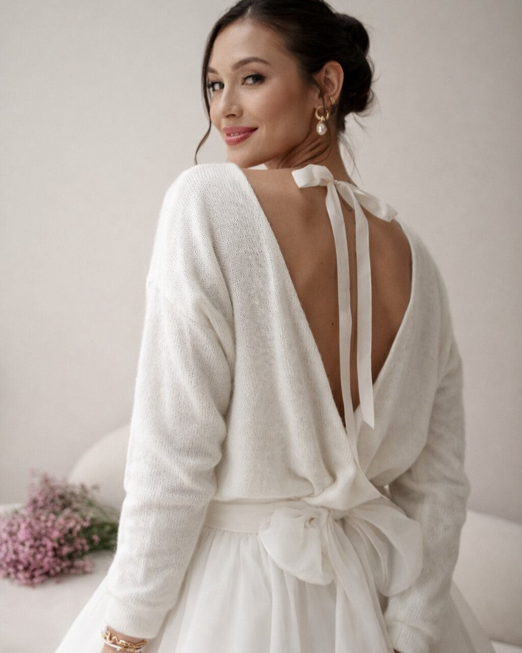 Wedding sweater in ivory color with bow
