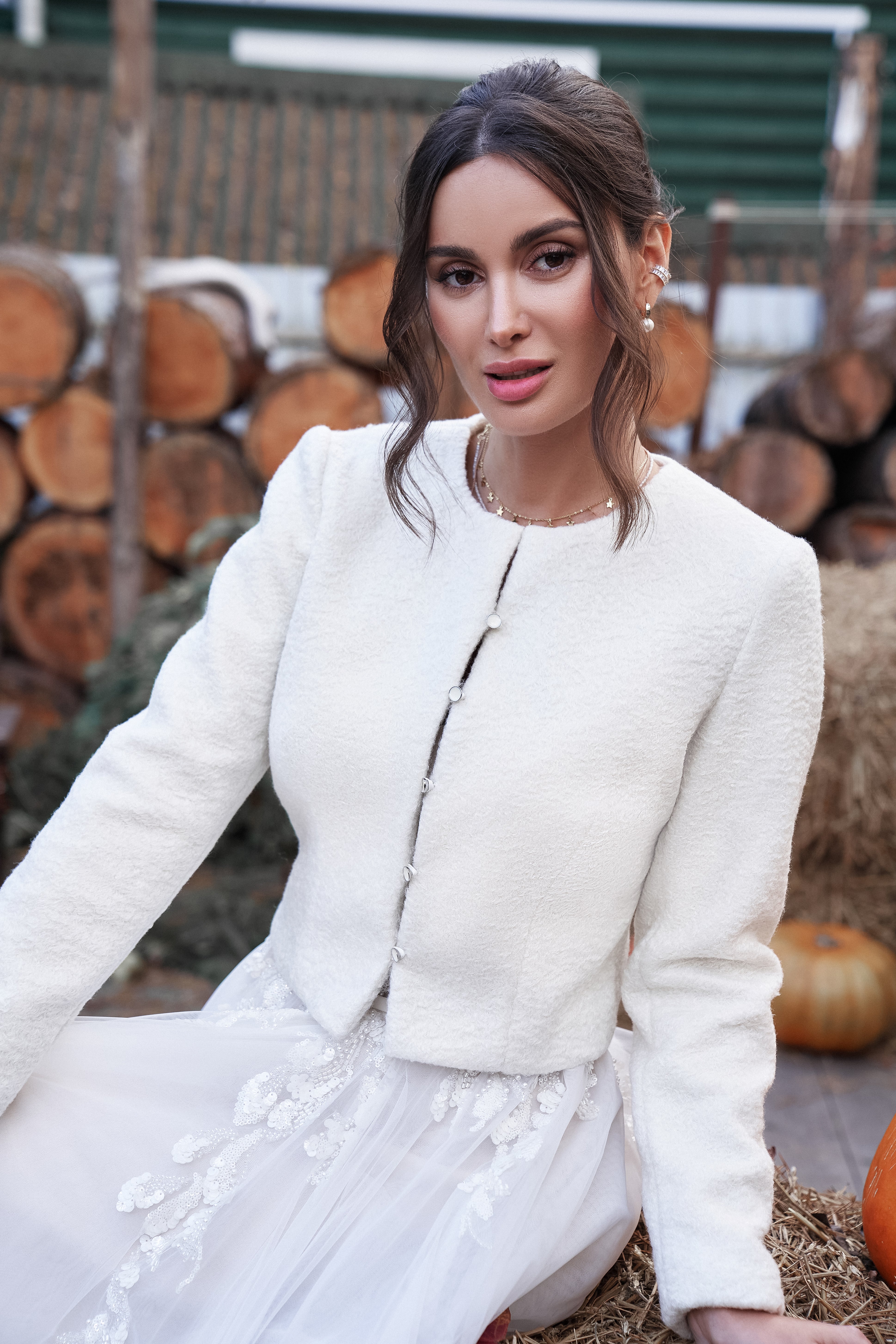 Warm alpaca wool jacket for wedding dress
