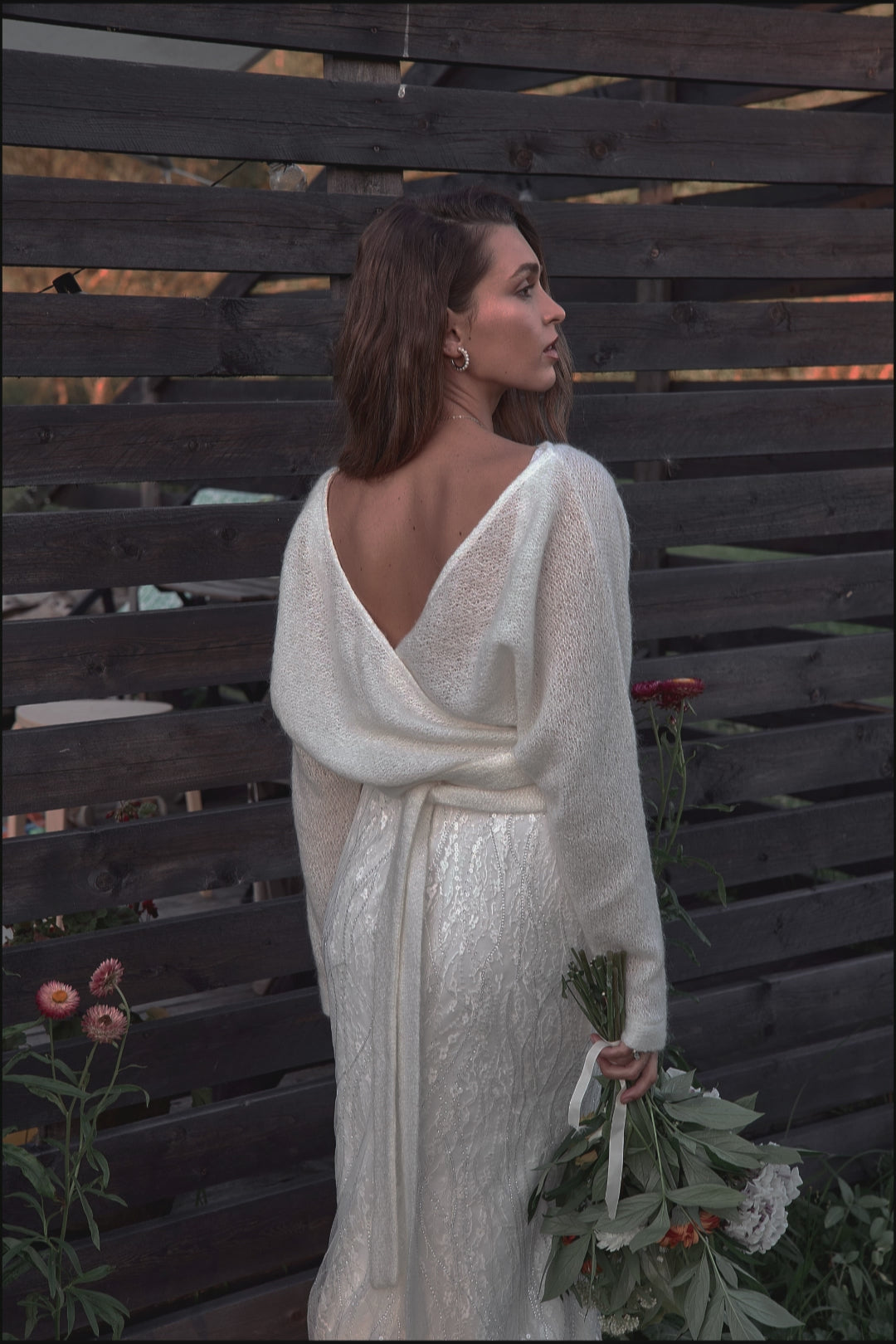 Modern bride cardigan. Knitted bridal coat for fall wedding.