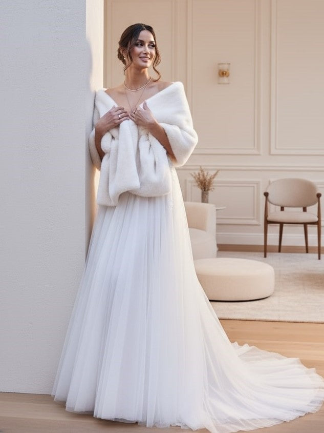 Vegan fur scarf bride winter shawl for gown elegant cape