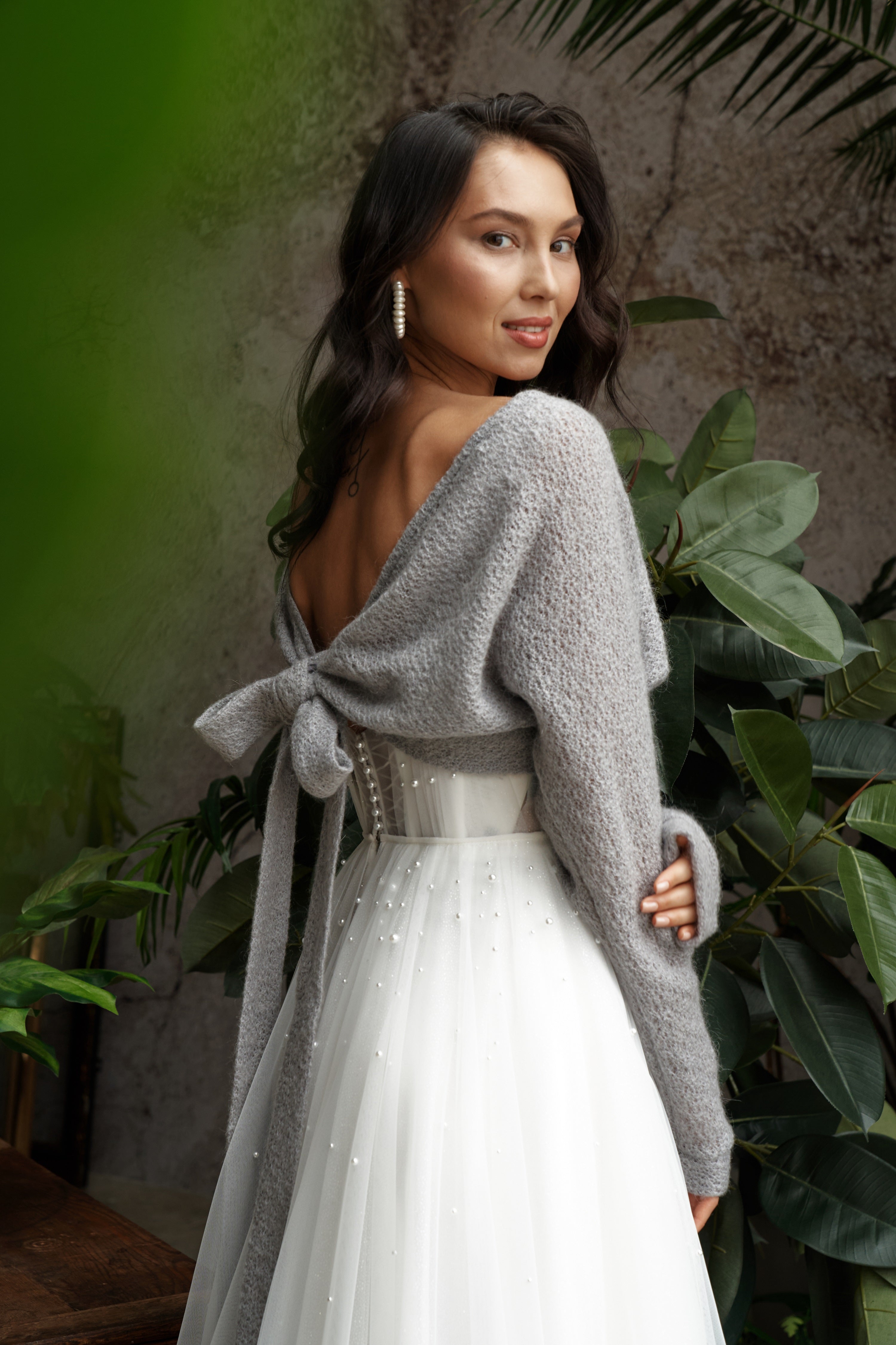 Bridal cardigan for wedding dress. Wool wedding sweater with ties in grey color.