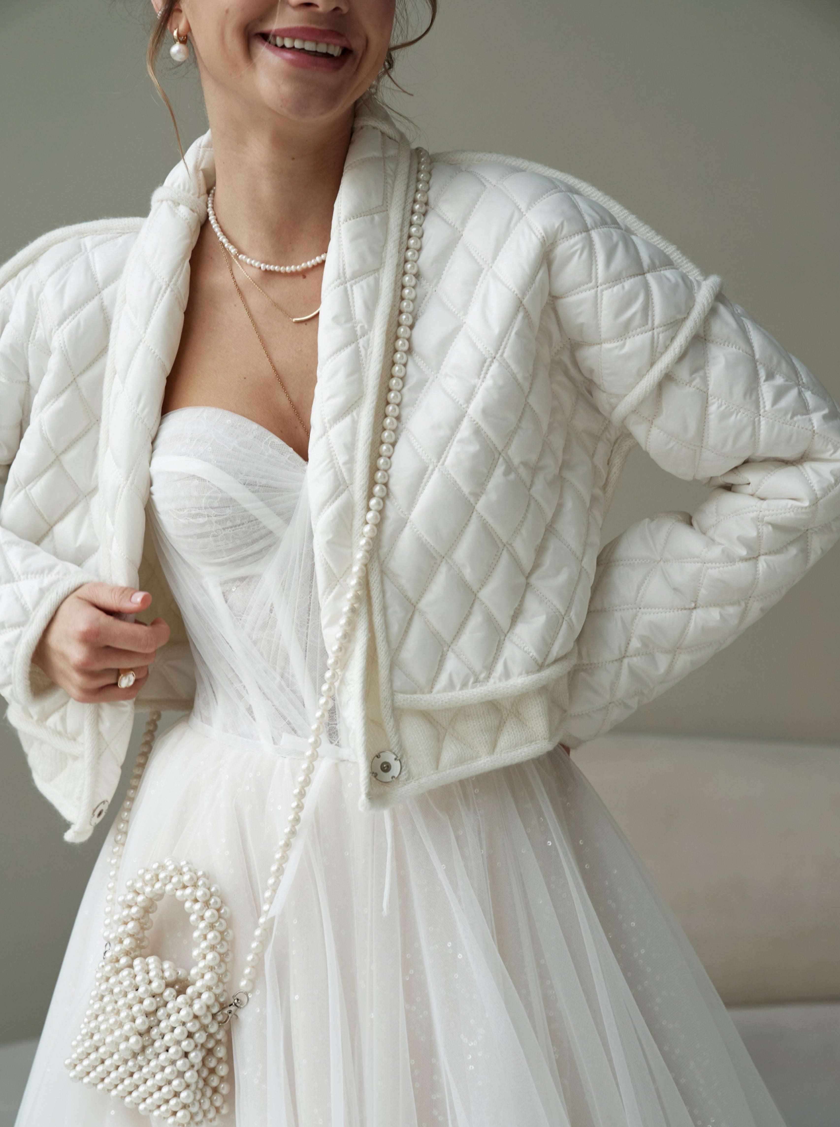 Crop quilted bridal jacket with puff sleeves. Warm reversible coat for wedding