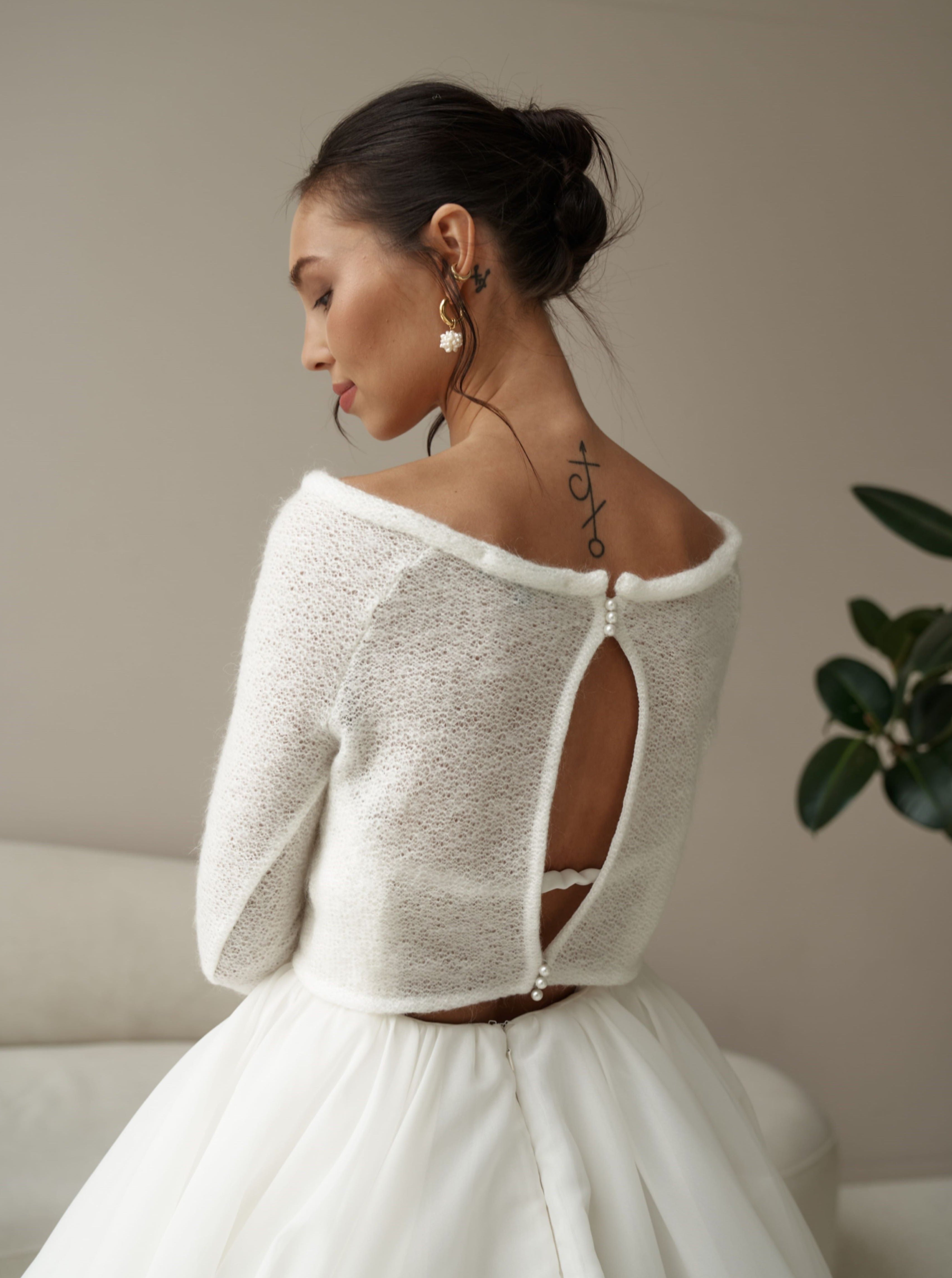 Bridal bolero for autumn wedding. Off -shoulder Wool bridal top